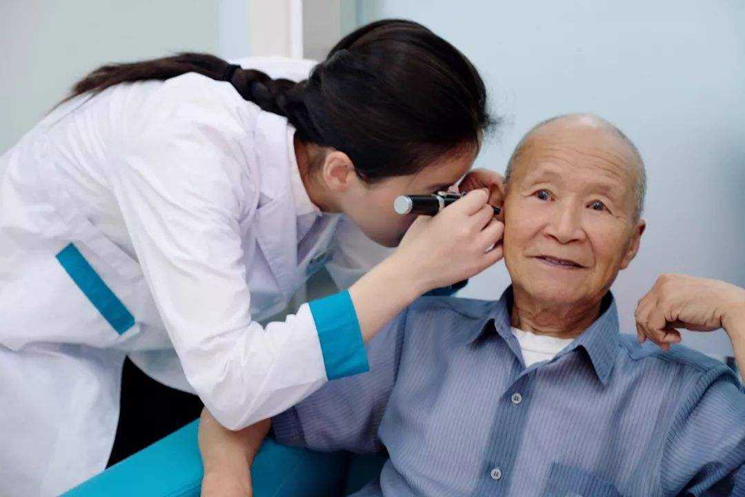 新配的助听器为什么常常要多次调试